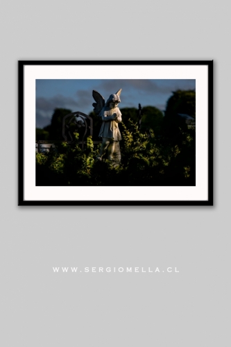 Ángel Rezando Cementerio Punta Arenas