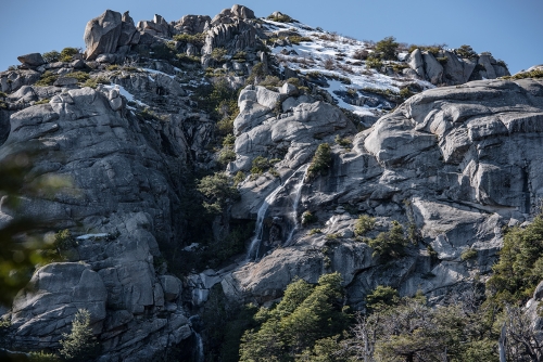 VILCHES ALTO, TREKKING SENDERO PIEDRA BLANCA