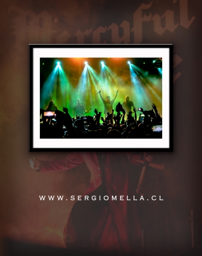 IN FLAMES 24-40-2017 - 1